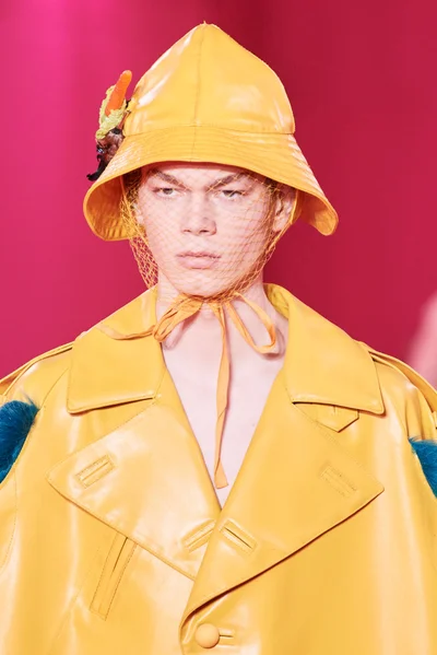 Look 84